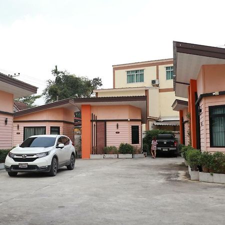 Angie Resort At Sapan Mai بانكوك المظهر الخارجي الصورة